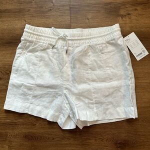 Athleta Retreat Linen Short Size 12 White New